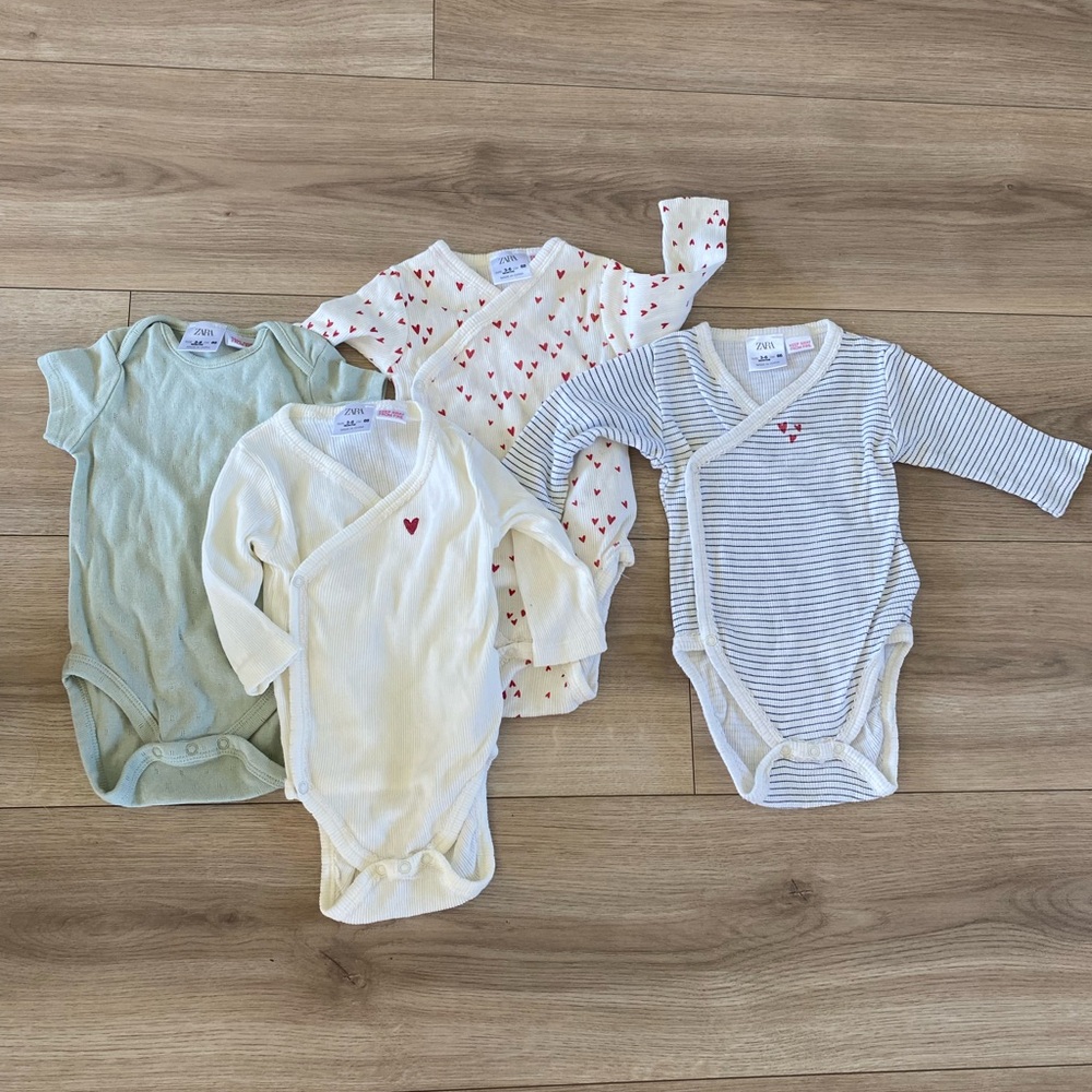 ZARA Baby Wrap Bodysuits in Sage, Cream, White & Red Heart